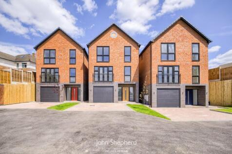 Coventry Road, Kingsbury, Tamworth... 4 bed detached house for sale