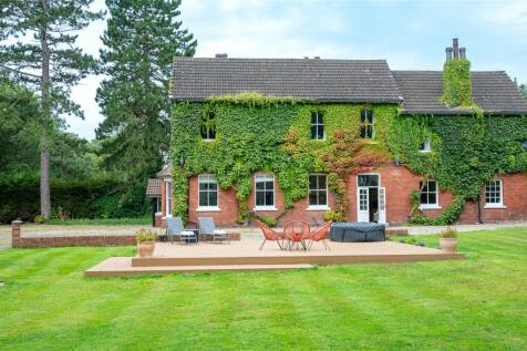 Copley Lane, Aberford, Leeds, LS25 6 bed detached house for sale