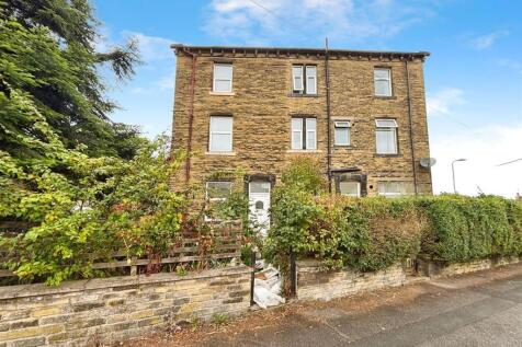 Hollybank Road, Bradford BD7 2 bed end of terrace house for sale