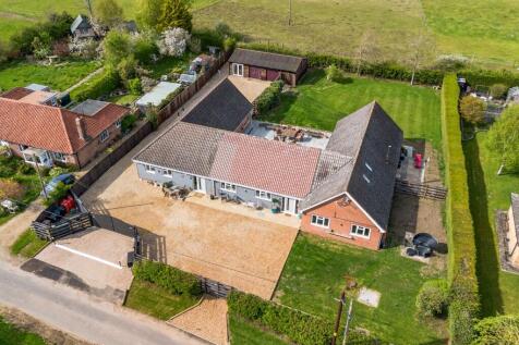 8 bedroom detached house for sale
