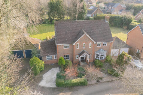 Leicester LE2 4 bed detached house for sale