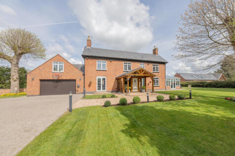 Leicester LE2 5 bed detached house for sale