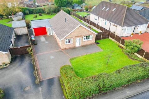 3 bedroom detached bungalow for sale