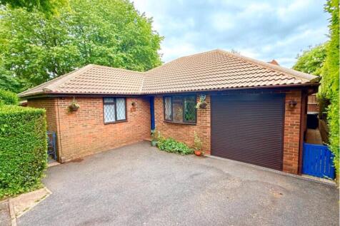 Mountain Ash, Marlow Bottom, SL7 3 bed bungalow for sale