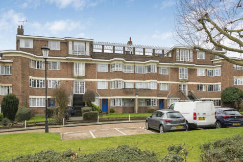 Hanger Green, London, W5 2 bed apartment for sale