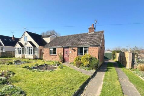 Russell Close, Woodbridge, Suffolk, IP12 3 bed bungalow for sale