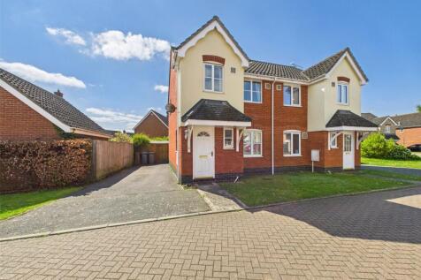 Borrett Place, Woodbridge, Suffolk, IP12 3 bed semi