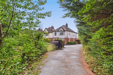 Main Road, Martlesham Heath, Ipswich... 5 bed detached house for sale
