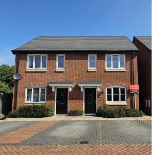 2 bedroom semi-detached house for sale