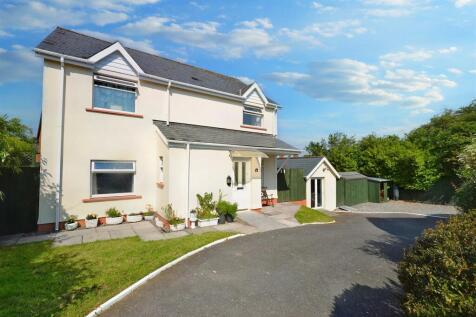 Haverfordwest 5 bed detached house for sale