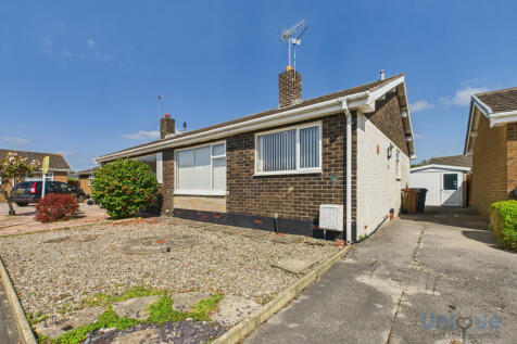 2 bedroom bungalow for sale