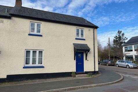 2 Turnlake Road, Chagford, Devon 2 bed semi