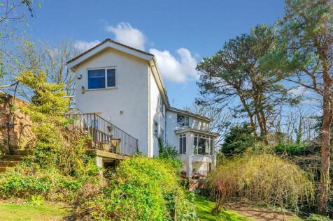 Telegraph Road, Heswall, Wirral 3 bed detached house for sale