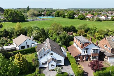Seaview Avenue, Irby, Wirral 4 bed detached bungalow for sale