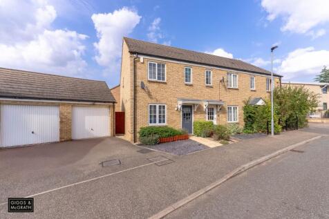 3 bedroom end of terrace house for sale