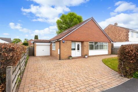 Greenshaw Drive, Haxby, York 2 bed detached house for sale