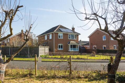 Park Close, Skelton, York 4 bed detached house for sale