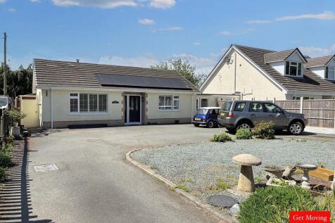 2 bedroom detached bungalow for sale