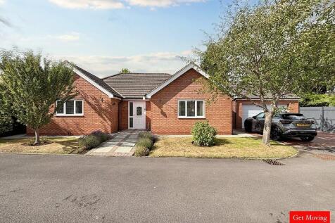 3 bedroom detached bungalow for sale