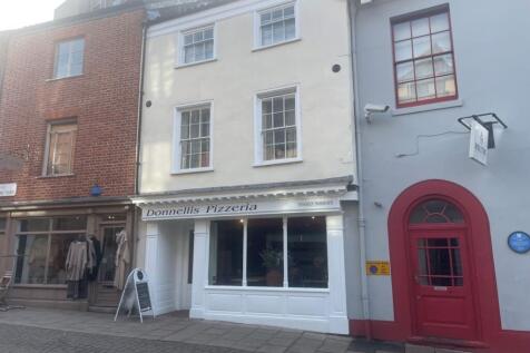 4 bedroom flat for sale