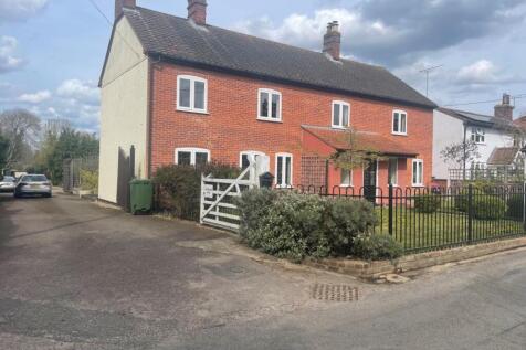 6 bedroom detached house for sale