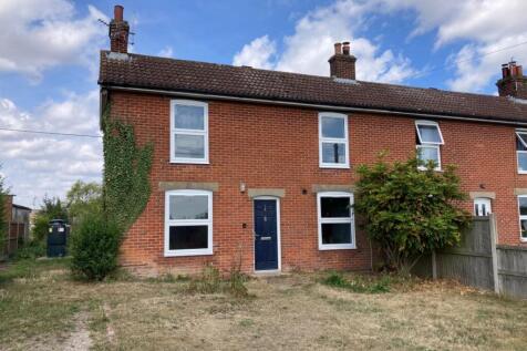 3 bedroom end of terrace house for sale