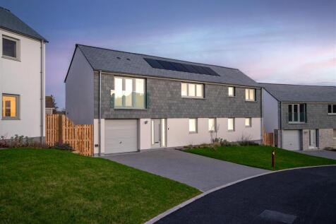 Kingswood, St Austell PL26 4 bed detached house for sale