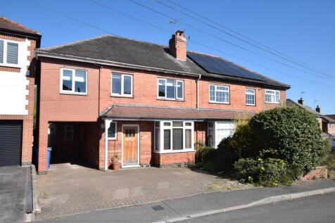 5 bedroom semi-detached house for sale