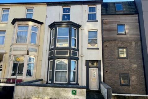 Block of apartments for sale