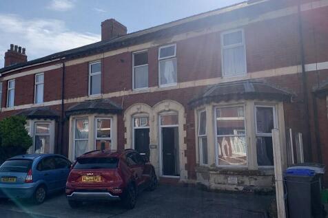 7 bedroom block of apartments for sale