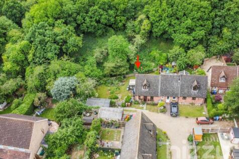 Aylward Close, Hadleigh IP7 2 bed end of terrace house for sale