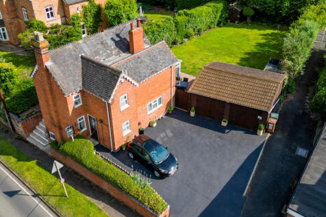 Worcester WR6 3 bed detached house for sale
