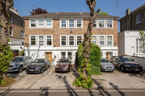 ELDON GROVE, HAMPSTEAD VILLAGE NW3 3 bed townhouse for sale