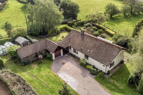 Detached bungalow for sale