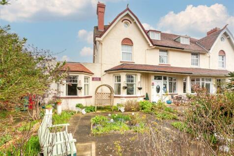 St. Davids Road, Llandudno, Conwy, LL30 8 bed semi