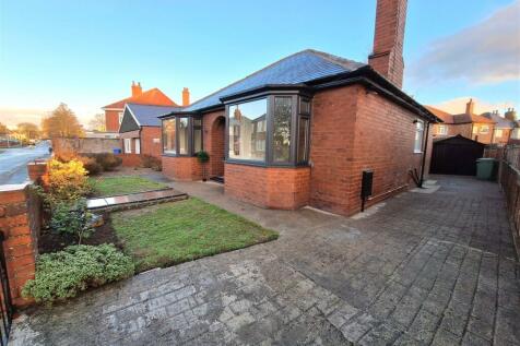 St. Thomas Road, Bridlington YO16 2 bed detached bungalow for sale