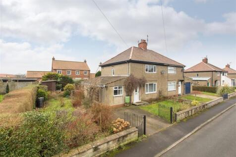 3 bedroom semi-detached house for sale