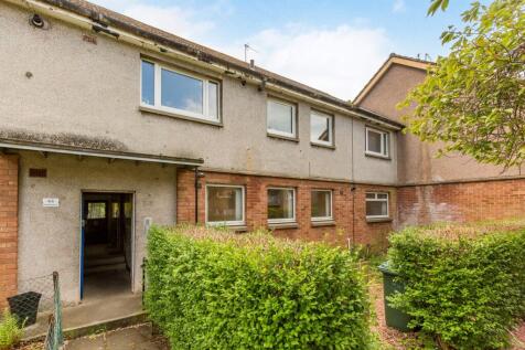 2 bedroom ground floor flat for sale