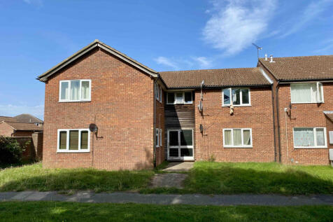 Studio flat for sale