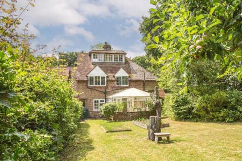 4 bedroom semi-detached house for sale