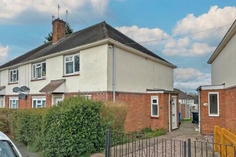 Lamb Crescent, Wombourne, WV5 2 bed flat for sale