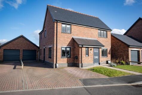 Agnes Hunt Drive, Park Hall, Oswestry 4 bed house for sale