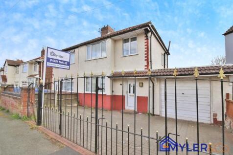3 bedroom semi-detached house for sale