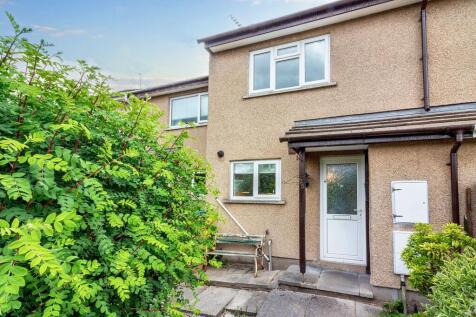 25 Lowther Park, Kendal 2 bed terraced house for sale