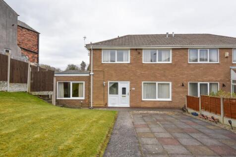 Ripon Avenue, Springfield, Wigan, WN6... 3 bed semi