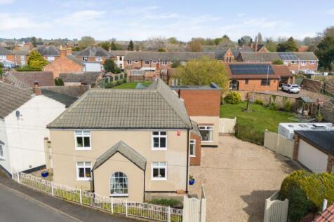 Pelham Crescent, Keelby, Grimsby... 5 bed detached house for sale