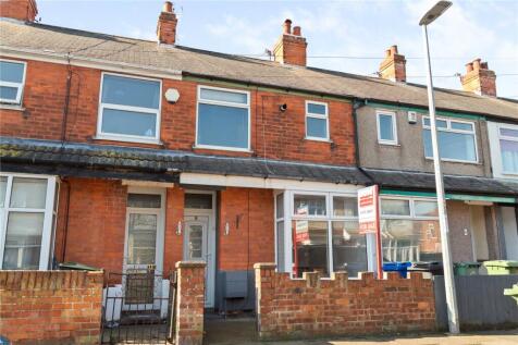 Newby Road, Grimsby... 2 bed terraced house for sale