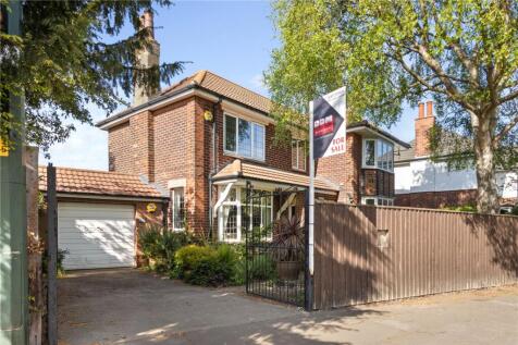 Weelsby Road, Grimsby, N.E... 4 bed detached house for sale