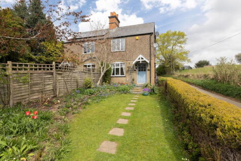 Hill View, Banbury Road, North Newington 2 bed cottage for sale