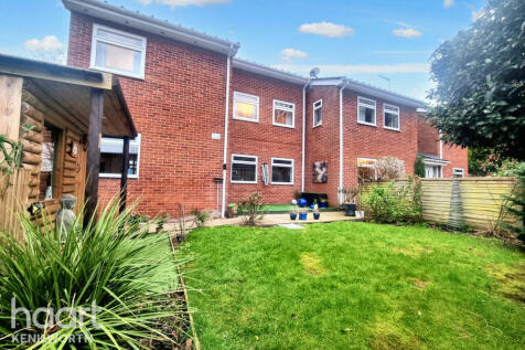 Frythe Close, Kenilworth 3 bed maisonette for sale